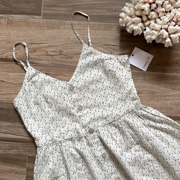 🌴🔆O’NEILL- VIVETTE DRESS🔆🌴 - Picture 12 of 12
